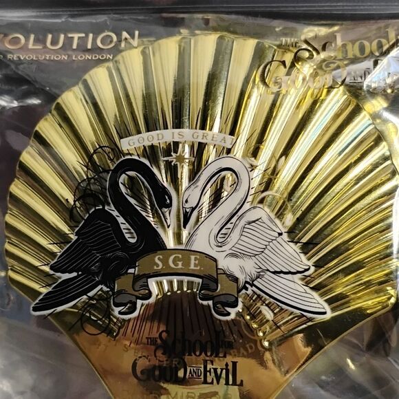 Makeup Tools Bundle - Picture 8 of 12